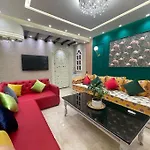 Spacieux Appartement Corniche
